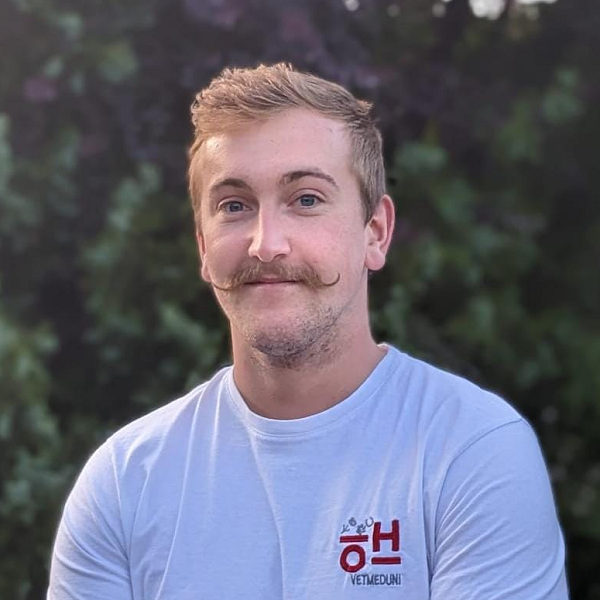 Portrait: Alexander Johannes Hirsch